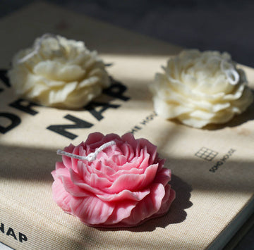 Peony flower candle